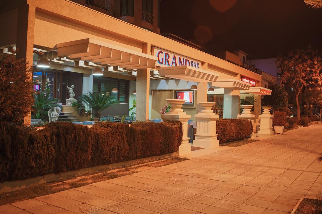 Grand Hotel เอลบาซาน ภายนอก รูปภาพ